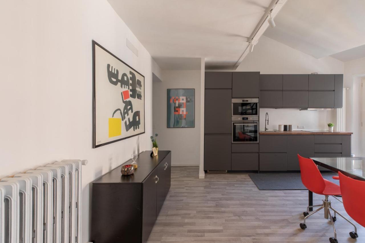 Iflat Trastevere Industrial Apartment روما المظهر الخارجي الصورة